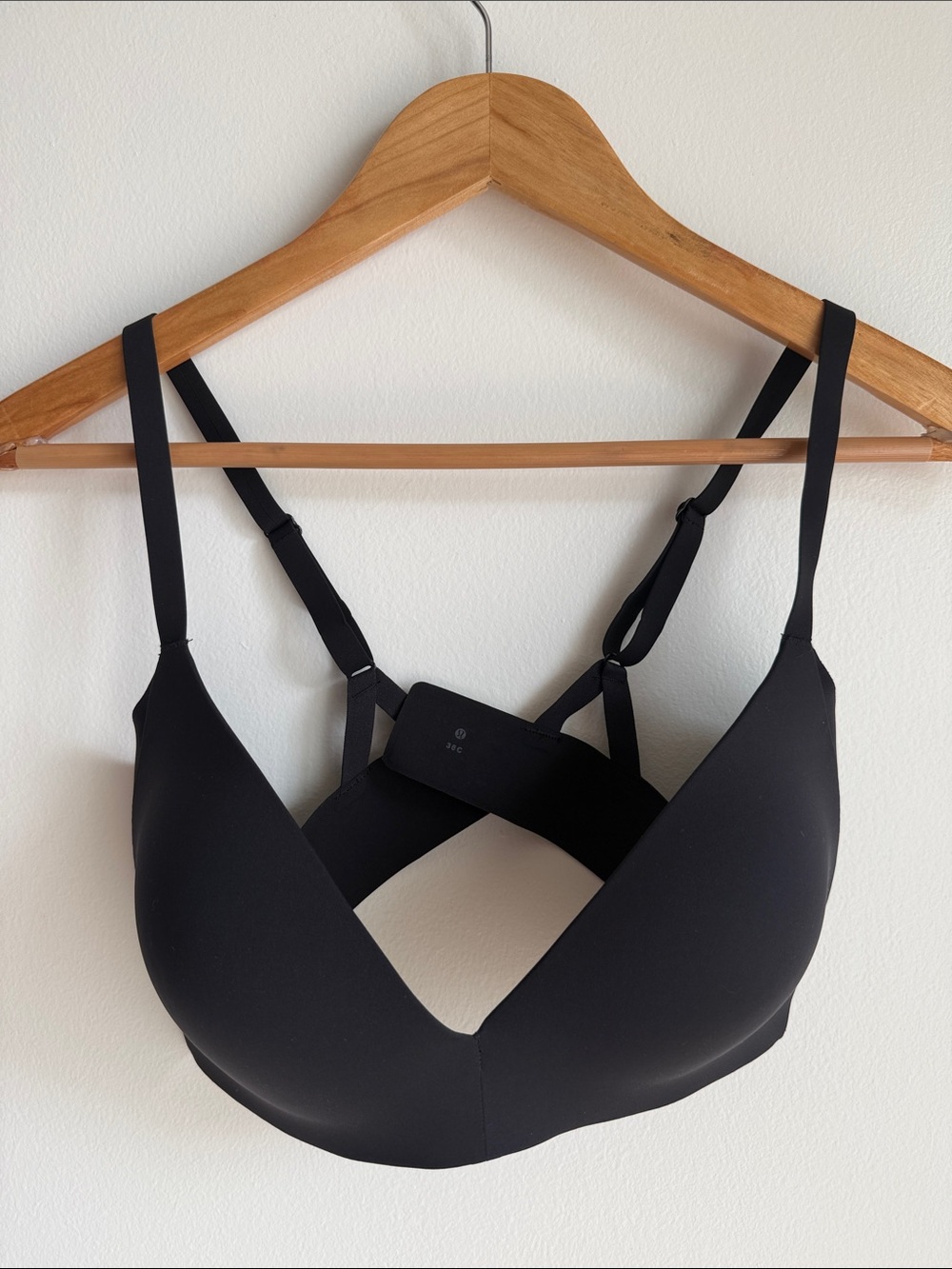 Lululemon Women’s Seamless Black Bralette 36C